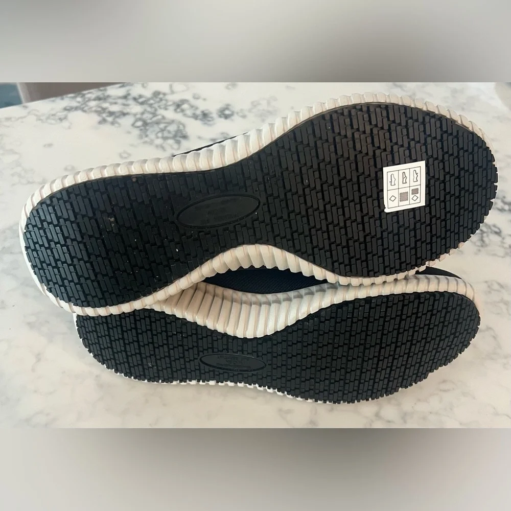 New Skechers Men’s Black Work Slip Resistant Relaxed Fit Shoe Size 8